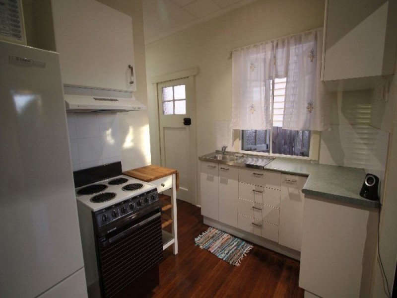 40 Borella Street, Sandgate QLD 4017