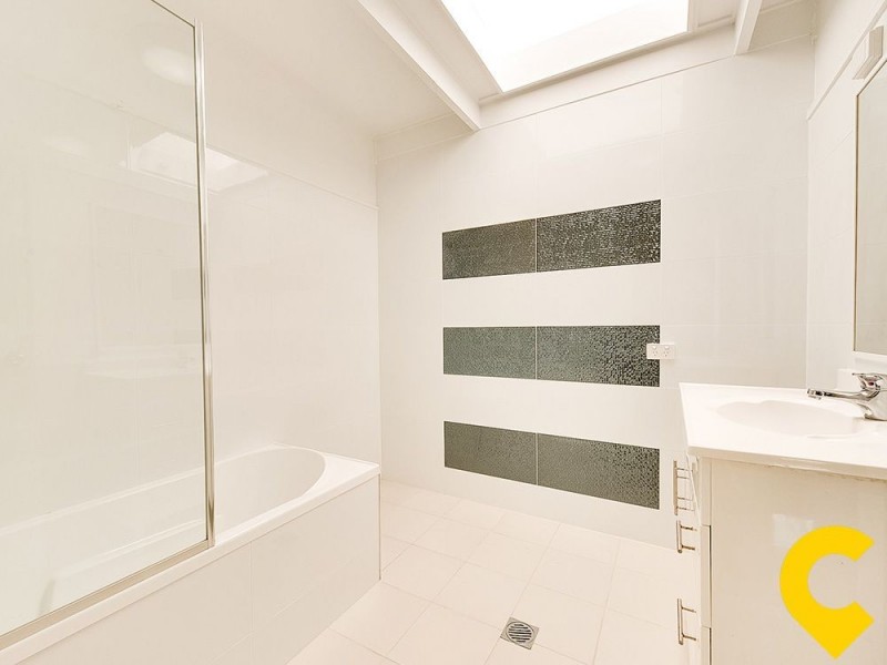 8 Anglia Street, Aspley QLD 4034