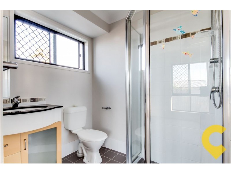 11 Isabella Street, Collingwood Park QLD 4301