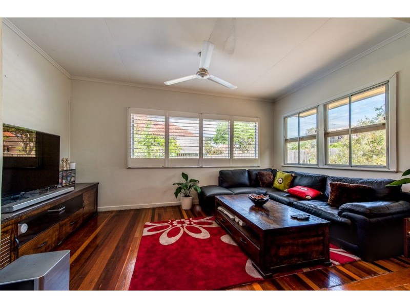 95 Mawson Street, Stafford Heights QLD 4053