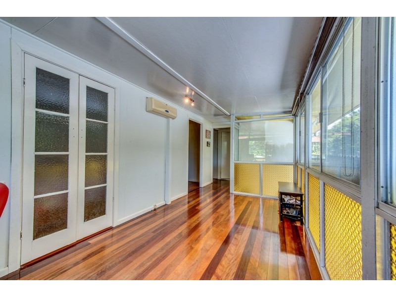 95 Mawson Street, Stafford Heights QLD 4053