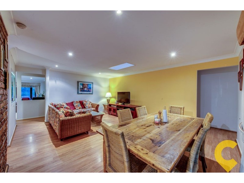 5 Milford Court, Eatons Hill QLD 4037