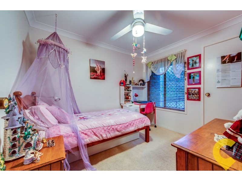 5 Milford Court, Eatons Hill QLD 4037