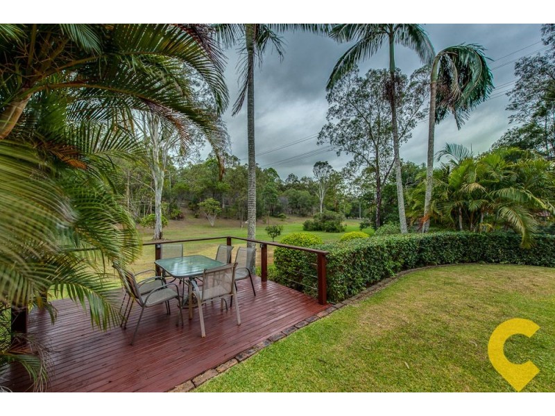 5 Milford Court, Eatons Hill QLD 4037