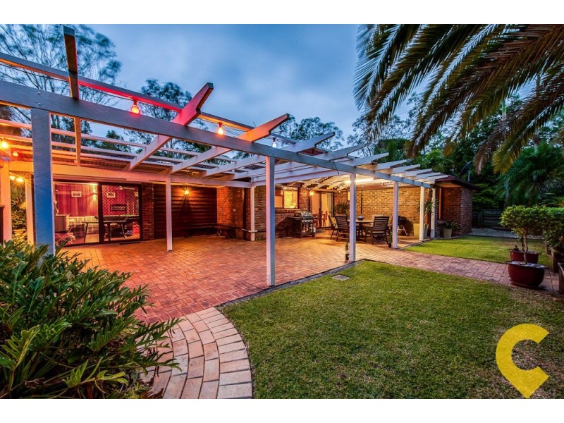 5 Milford Court, Eatons Hill QLD 4037