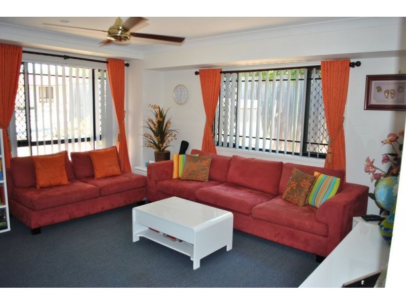 10 Samford Place, Forest Lake QLD 4078