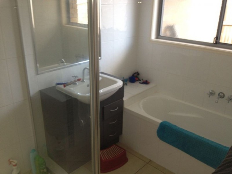 24 Carnarvon Avenue, Springfield Lakes QLD 4300