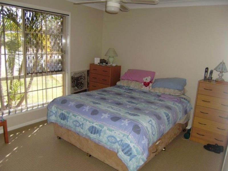 2 Maple Avenue, Camira QLD 4300