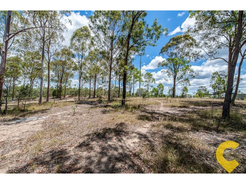 1 Quartz Close, Greenbank QLD 4124