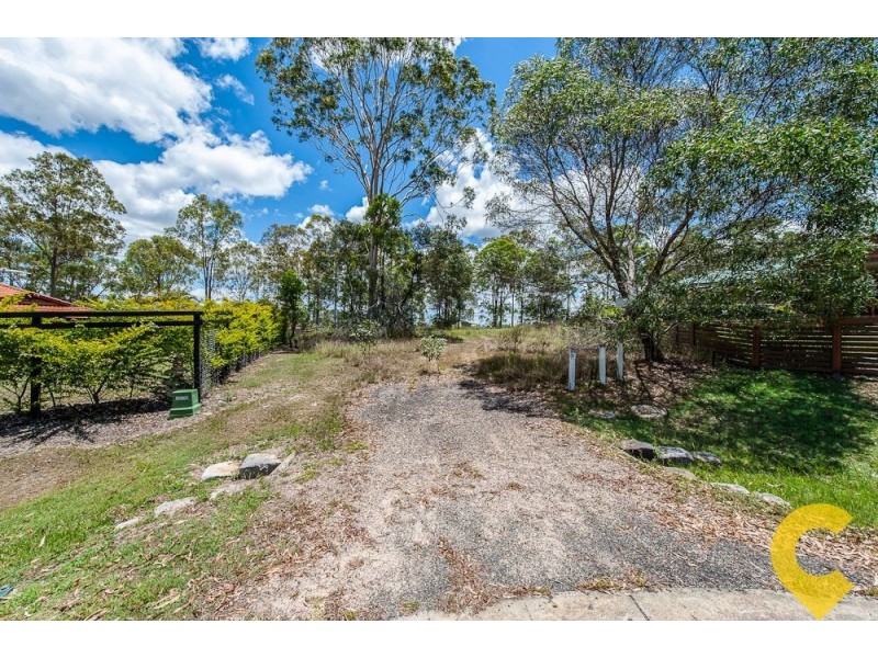 1 Quartz Close, Greenbank QLD 4124
