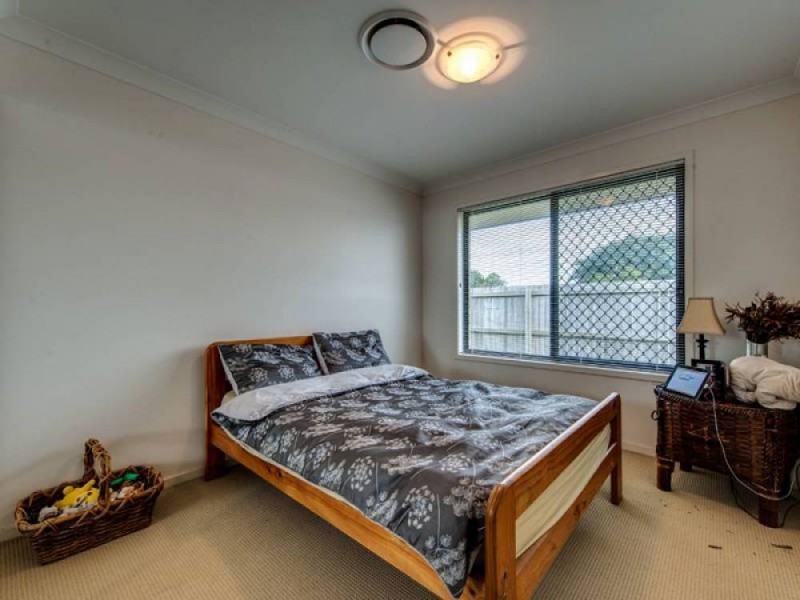 18 Tropical Drive, Forest Lake QLD 4078