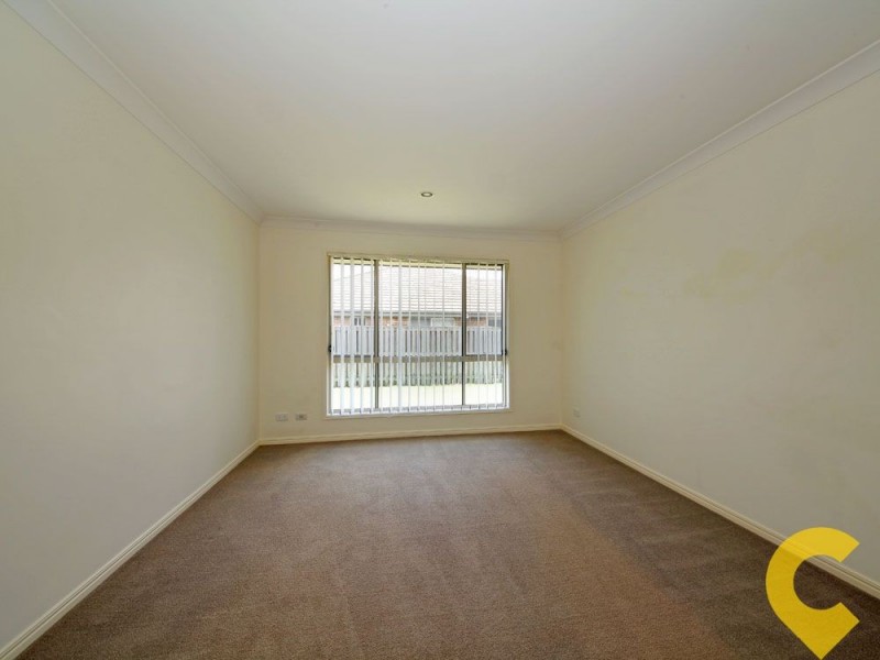 10 Dear Place, Bellmere QLD 4510