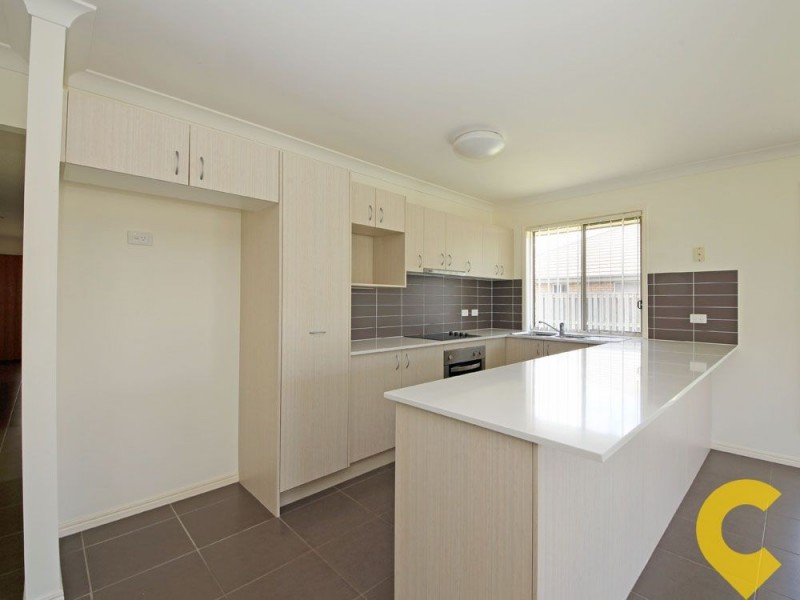 10 Dear Place, Bellmere QLD 4510