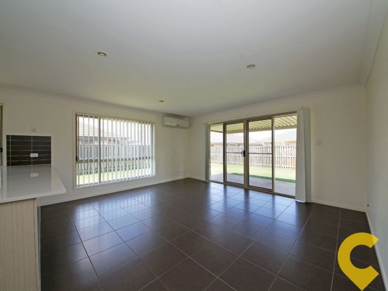 10 Dear Place, Bellmere QLD 4510