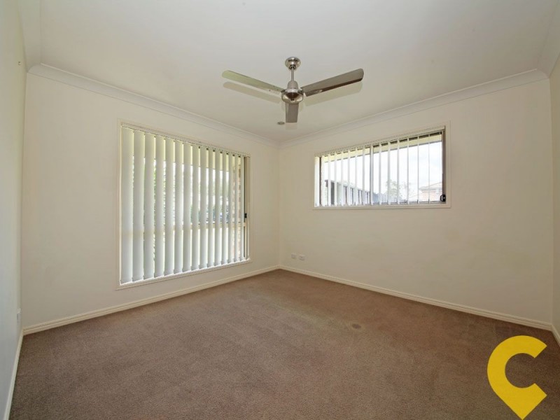 10 Dear Place, Bellmere QLD 4510