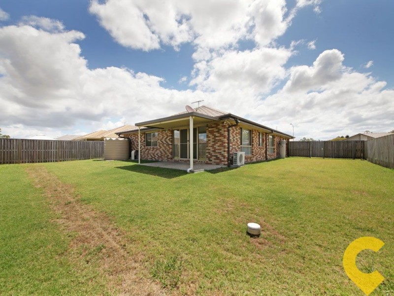 10 Dear Place, Bellmere QLD 4510