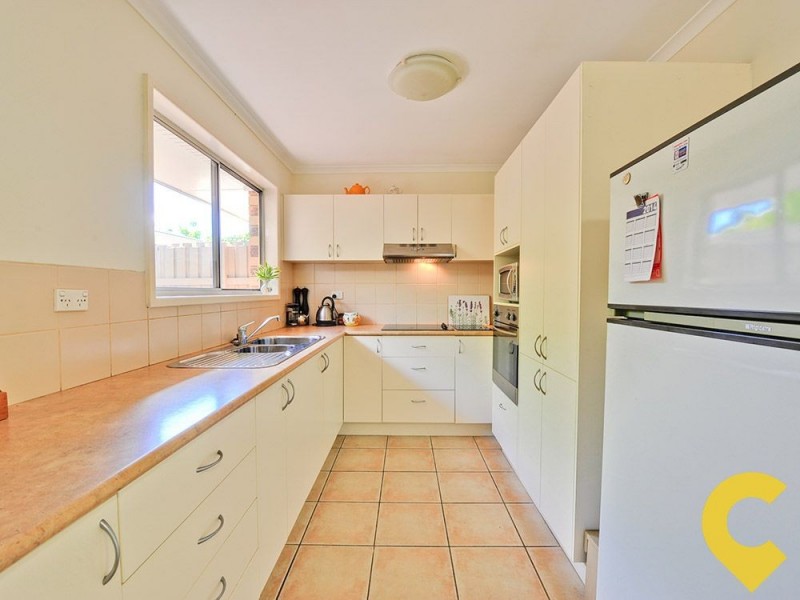 12 Eyre Ave, Petrie QLD 4502