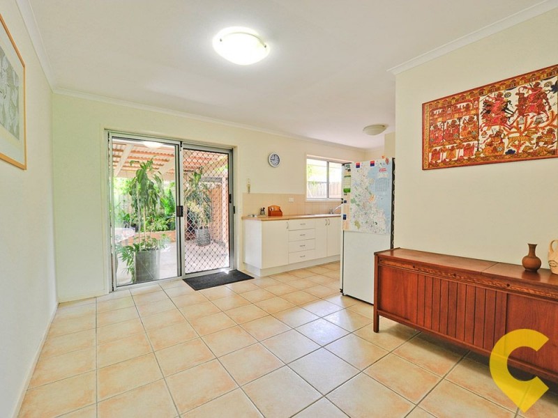 12 Eyre Ave, Petrie QLD 4502