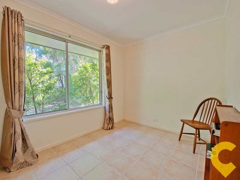 12 Eyre Ave, Petrie QLD 4502