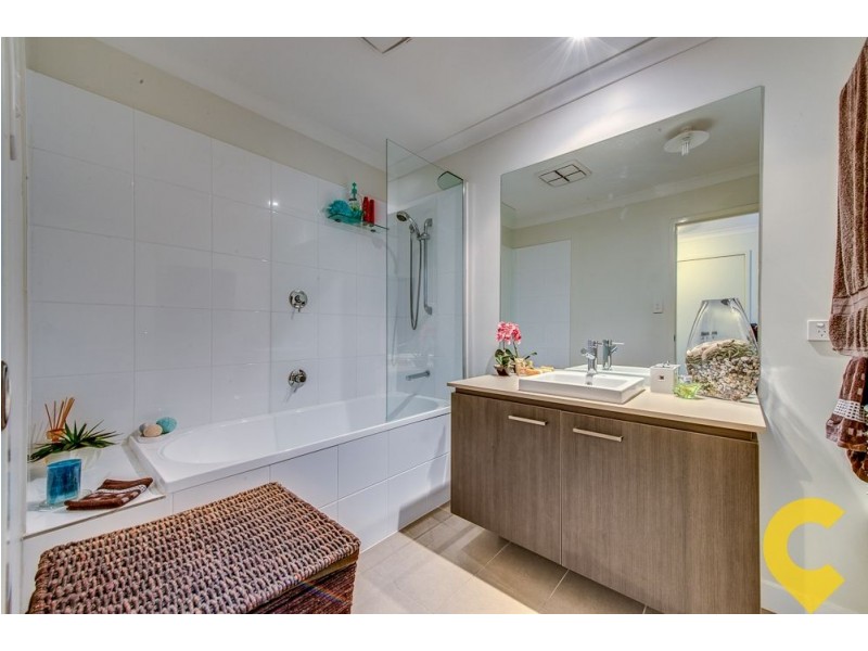 13 Carnarvon Avenue, Springfield Lakes QLD 4300