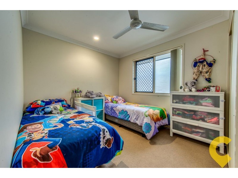4 Everest Court, Springfield Lakes QLD 4300