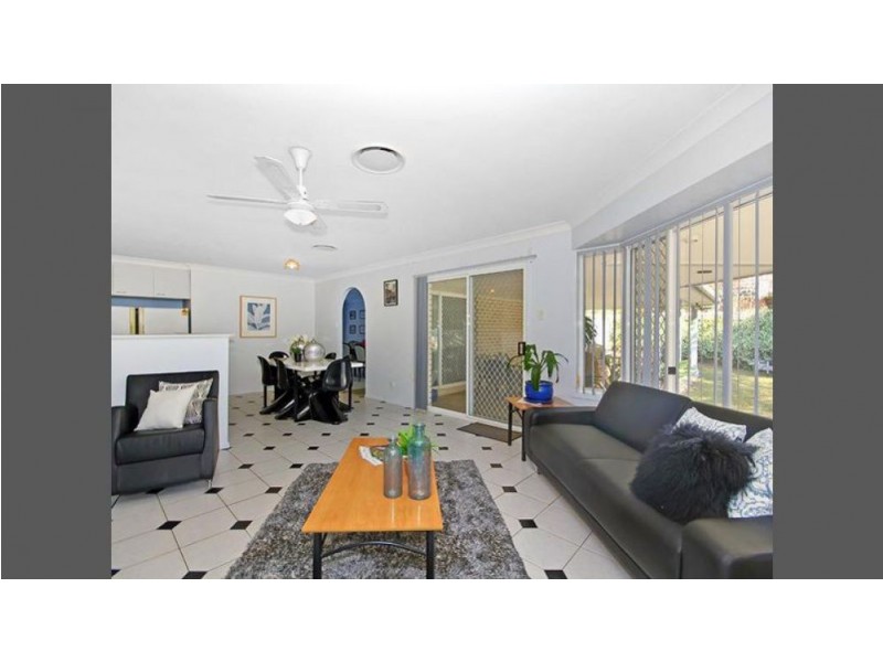 12 Boudin Place, Forest Lake QLD 4078
