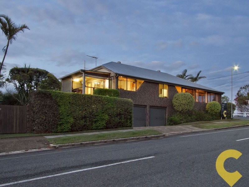 98 Shorncliffe Parade, Shorncliffe QLD 4017