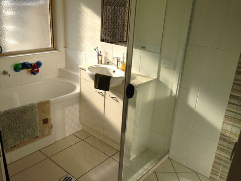 51 Breezeway Drive, Windaroo QLD 4207