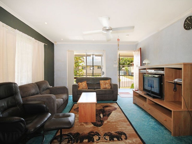 7 Blaxland Street, Woodridge QLD 4114