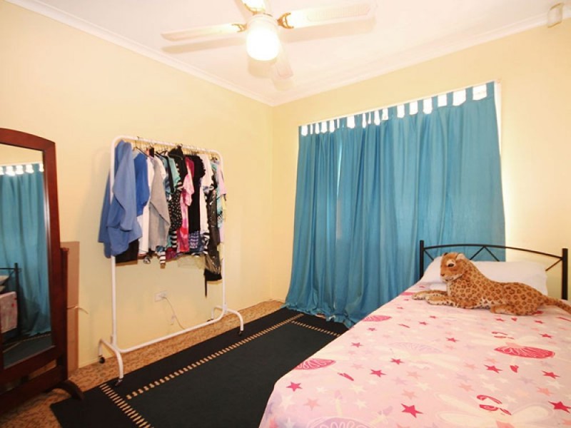 7 Blaxland Street, Woodridge QLD 4114