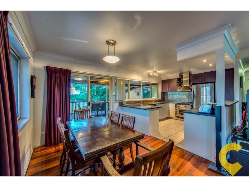 7 Olympus Court, Eatons Hill QLD 4037