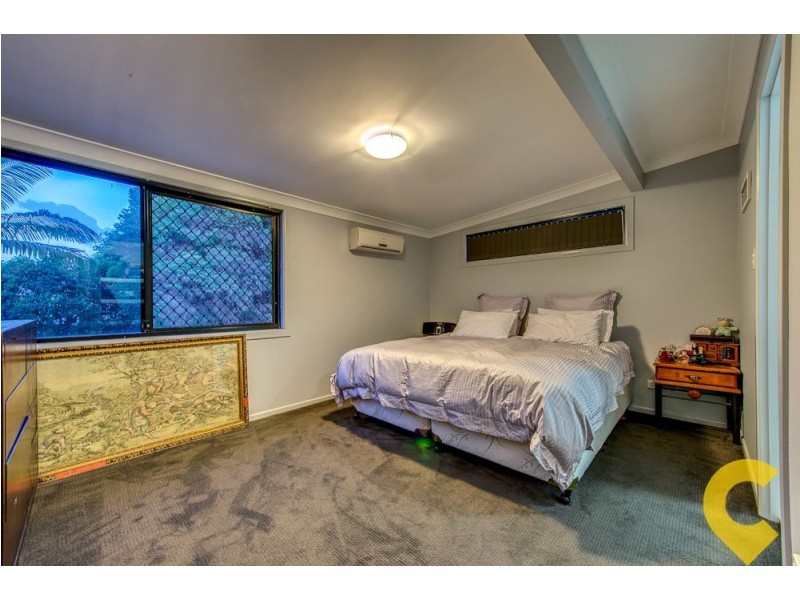 7 Olympus Court, Eatons Hill QLD 4037