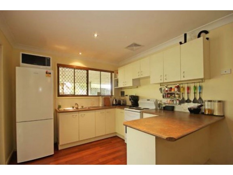 10 Poplar Place, Kallangur QLD 4503