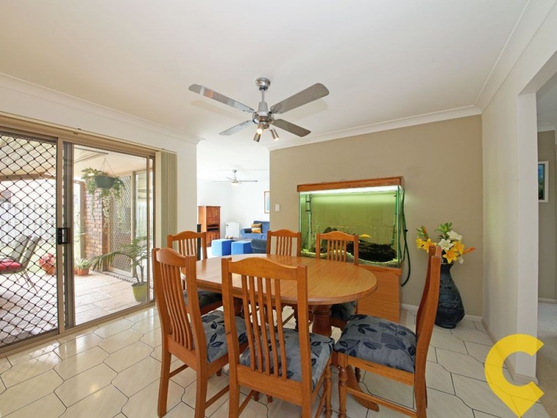 167 Meadowlands, Carindale QLD 4152