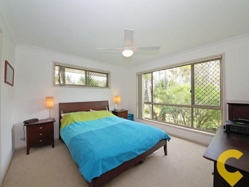 167 Meadowlands, Carindale QLD 4152