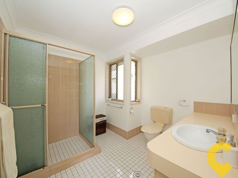 167 Meadowlands, Carindale QLD 4152