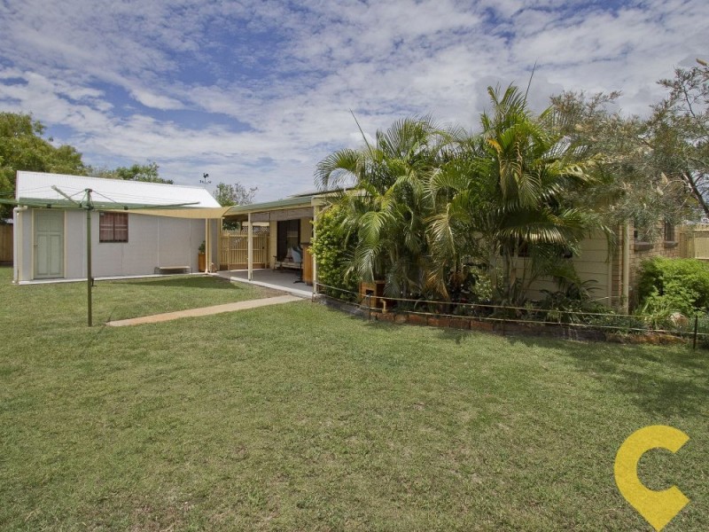 4 Kelunji Court, Beachmere QLD 4510