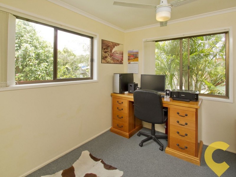 4 Kelunji Court, Beachmere QLD 4510