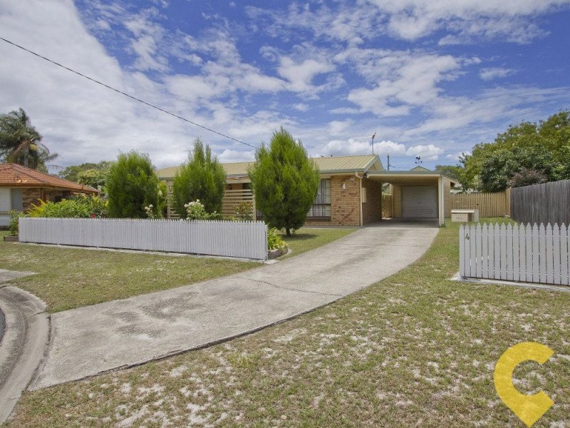 4 Kelunji Court, Beachmere QLD 4510