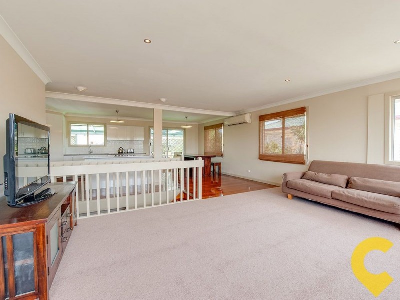 21 Samantha Street, Wynnum West QLD 4178