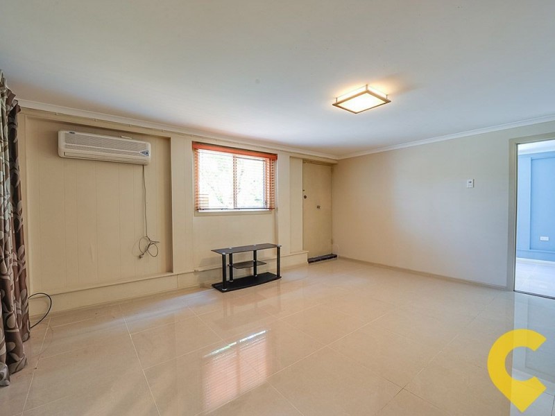 21 Samantha Street, Wynnum West QLD 4178