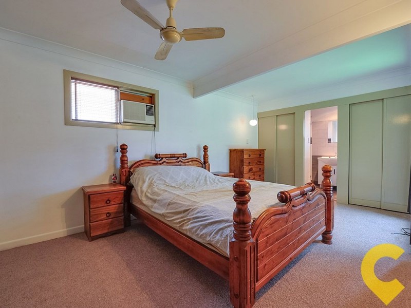 21 Samantha Street, Wynnum West QLD 4178