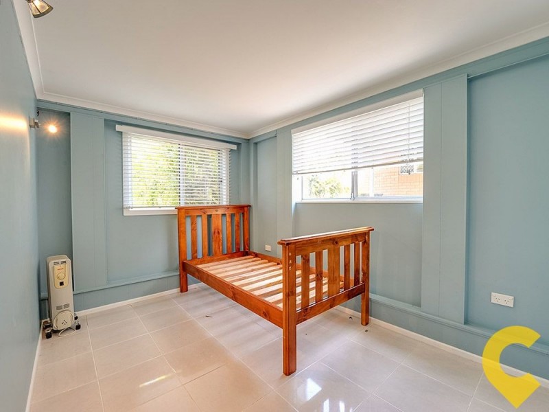 21 Samantha Street, Wynnum West QLD 4178