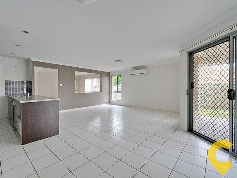 10 Lamberth Road, Regents Park QLD 4118