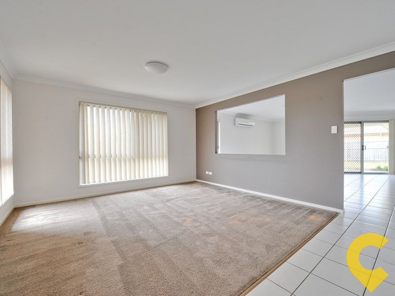 10 Lamberth Road, Regents Park QLD 4118