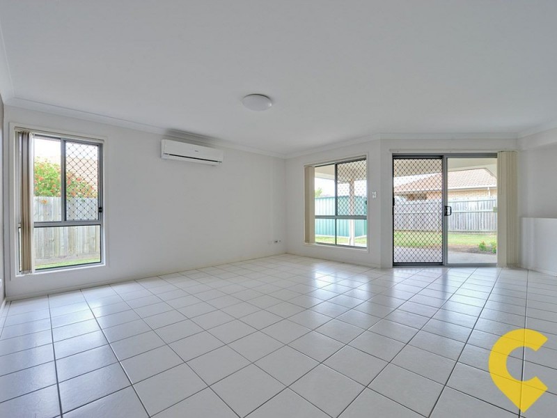 10 Lamberth Road, Regents Park QLD 4118