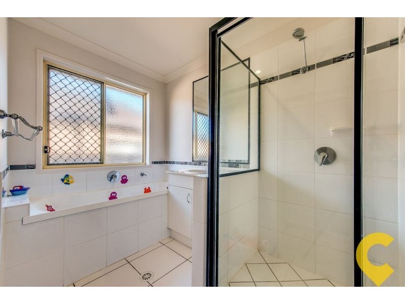 5 Windermere Street, Raceview QLD 4305