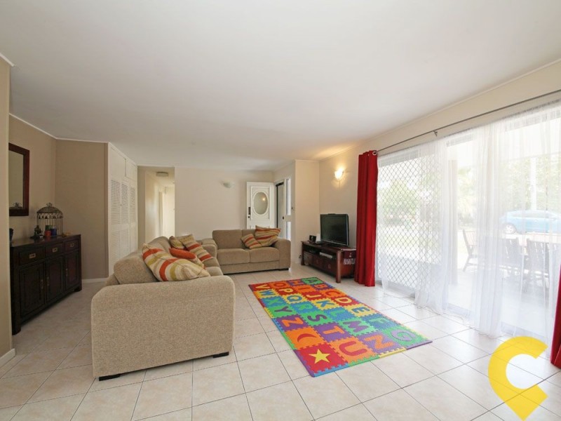 4 Tombondan Crescent, Ferny Hills QLD 4055