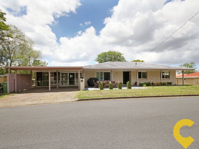 4 Tombondan Crescent, Ferny Hills QLD 4055