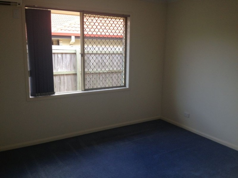 37 The Parkway, Stretton QLD 4116